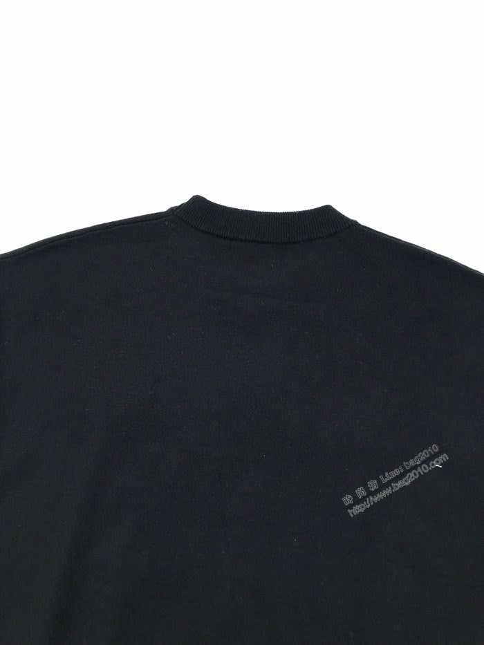 Versace男裝 範思哲20SS秋冬新款刺繡花卉字母針織毛衣  ydi3514